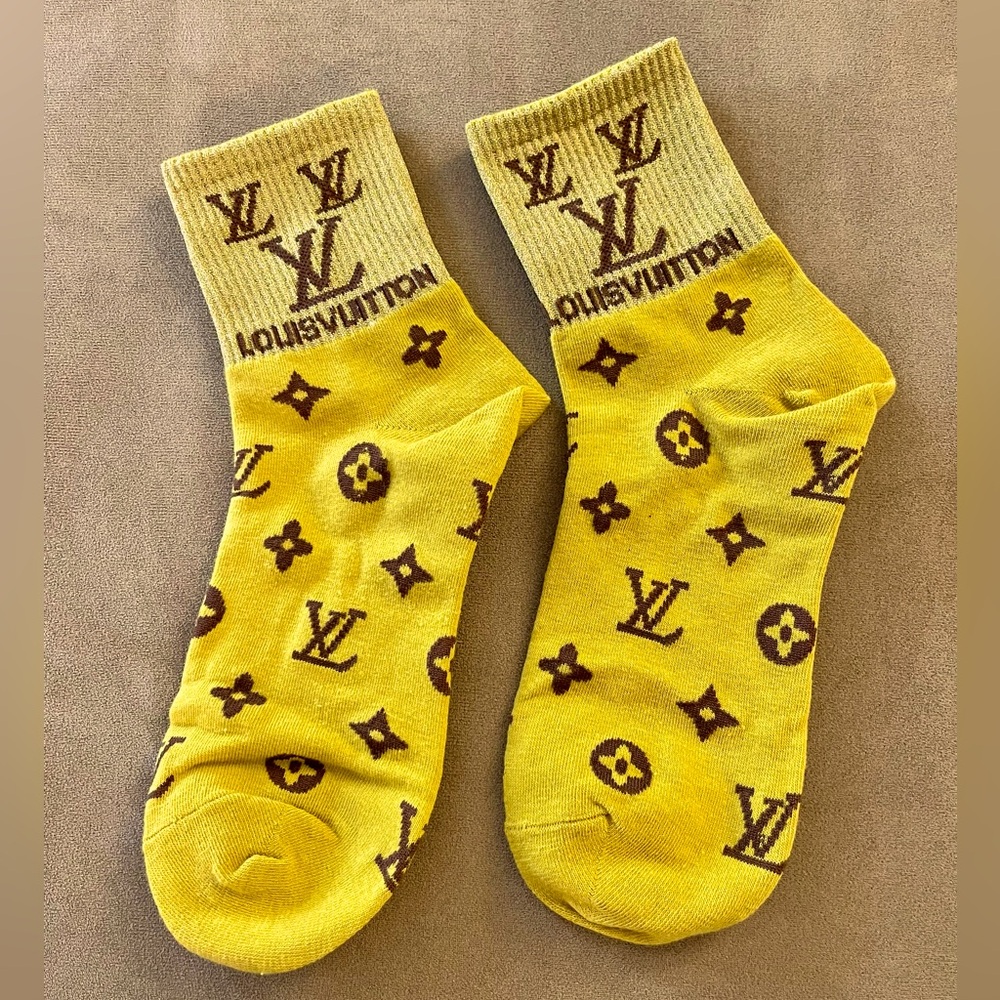 🧦 Monogram Socks 🧦 - Picture 6 of 17